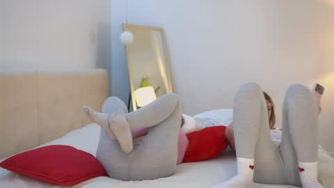 Snapshot of sexxylorry chatting on 22, 4, 2026 Lorry small boobs and Maya big boobs friends with benefits online show from 22, 4, 2026