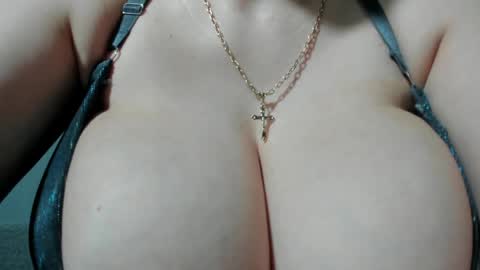 Snapshot of sexxymeriemm chatting on 11, 5, 2026 sexxymeriemm online show from 11, 5, 2026