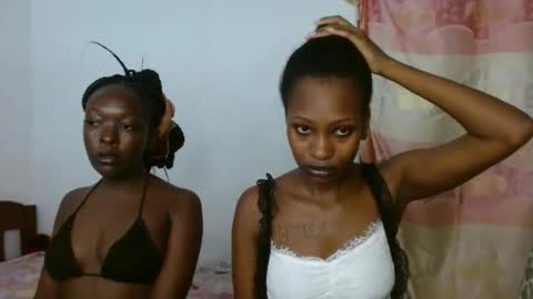 sexxypixie online show from 25, 4, 2026
