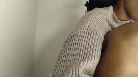 Snapshot of sexxywider_ebony chatting on 23, 4, 2026 sexxywide ebony online show from 23, 4, 2026