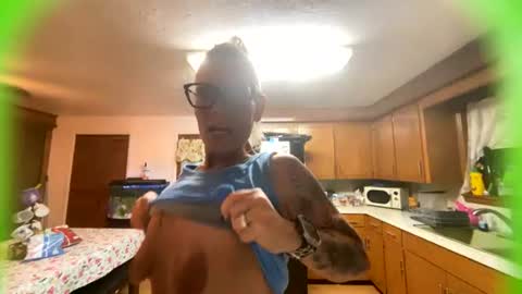 Snapshot of sexy4uenvy chatting on 17, 7, 2026 sexy4uenvy online show from 17, 7, 2026