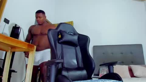 Snapshot of sexy_blackman chatting on 26, 6, 2026 sexy blackman online show from 26, 6, 2026