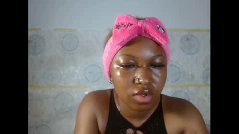 sexy_bluey247 online show from 15, 9, 2025