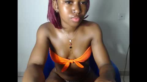 sexy_bluey247 online show from 24, 10, 2025