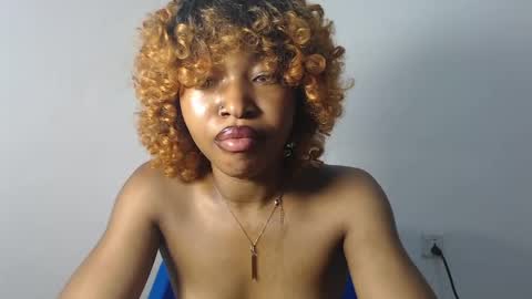 sexy_bluey247 online show from 13, 4, 2026