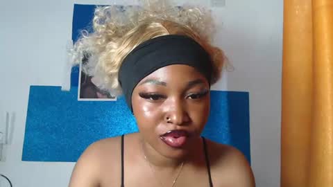 Snapshot of sexy_bluey247 chatting on 5, 7, 2026 sexy_bluey247 online show from 5, 7, 2026