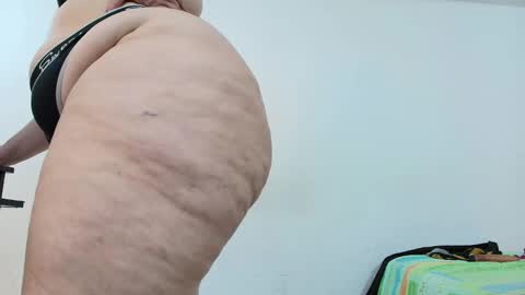 karla           instagram  online show from 25, 2, 2025