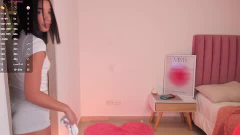 Snapshot of sexy_dreams19 chatting on 3, 2, 2025 My name is Keyty H. Welcome online show from 3, 2, 2025