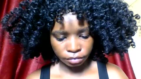 Snapshot of sexy_ebony_princess chatting on 19, 4, 2026 Trina online show from 19, 4, 2026