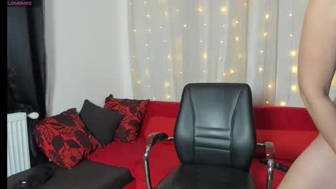 MY ONLYFANS page is back -   online show from 31, 10, 2025