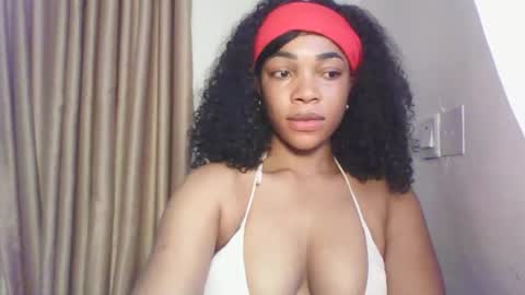 Sexy kitty881 online show from 18, 10, 2025