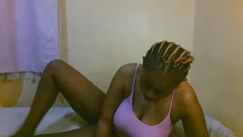 Snapshot of sexy_latasha chatting on 24, 5, 2026 sexy_latasha online show from 24, 5, 2026