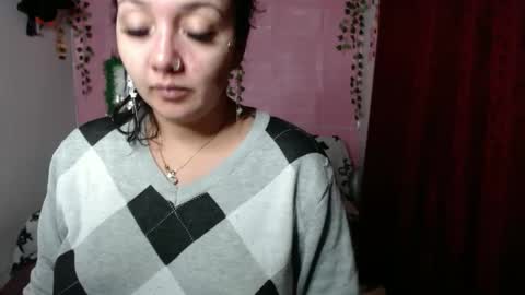 Snapshot of sexy_lolas chatting on 1, 3, 2025 sexy lolas online show from 1, 3, 2025