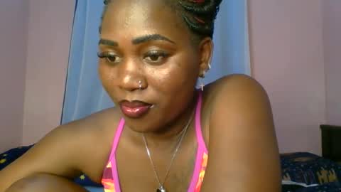 Snapshot of sexy_lunar chatting on 19, 3, 2026 lunar online show from 19, 3, 2026