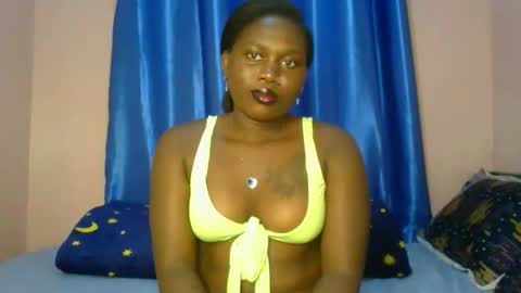 Snapshot of sexy_lunar chatting on 6, 4, 2026 lunar online show from 6, 4, 2026