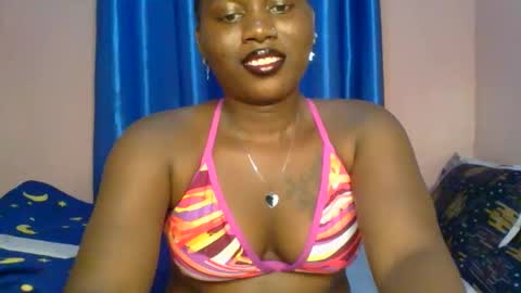 Snapshot of sexy_lunar chatting on 8, 4, 2026 lunar online show from 8, 4, 2026