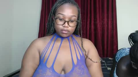 Snapshot of sexy_mistress5 chatting on 27, 10, 2025 sexy online show from 27, 10, 2025