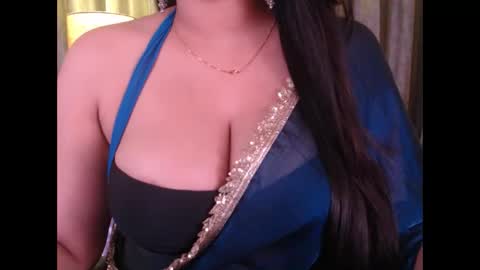 Snapshot of sexy_myra18 chatting on 28, 3, 2026 myra online show from 28, 3, 2026