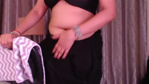 Snapshot of sexy_myra18 chatting on 6, 6, 2026 myra online show from 6, 6, 2026