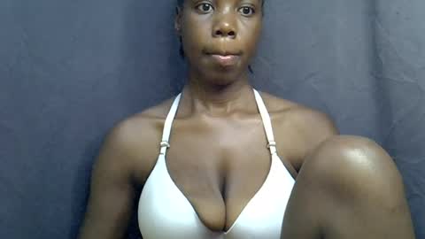 Snapshot of sexy_peach4 chatting on 26, 6, 2026 sexy_peach4 online show from 26, 6, 2026