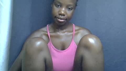 Snapshot of sexy_peach4 chatting on 8, 7, 2026 sexy_peach4 online show from 8, 7, 2026
