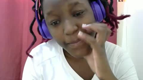 sexy_phoina online show from 18, 12, 2025