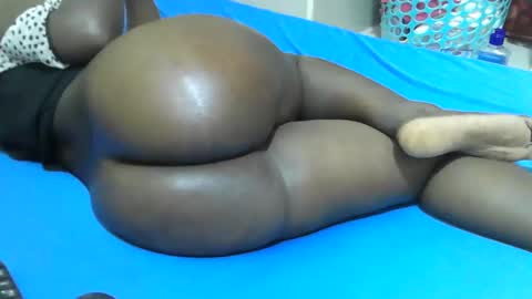 Snapshot of sexy_quincy1 chatting on 20, 12, 2024 Sexy Quincy online show from 20, 12, 2024