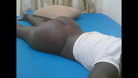 Snapshot of sexy_quincy1 chatting on 25, 3, 2026 Sexy Quincy online show from 25, 3, 2026