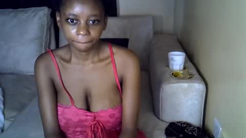 Snapshot of sexy_short chatting on 18, 4, 2026 Janet online show from 18, 4, 2026
