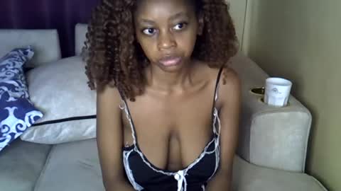 Snapshot of sexy_short chatting on 24, 6, 2026 Janet online show from 24, 6, 2026