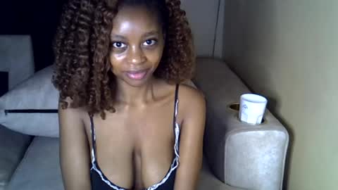 Snapshot of sexy_short chatting on 5, 7, 2026 Janet online show from 5, 7, 2026