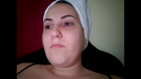 Snapshot of sexy_slimm25 chatting on 6, 6, 2026 Slimm online show from 6, 6, 2026