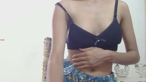 Snapshot of sexy_twishu chatting on 9, 10, 2025 Twishu online show from 9, 10, 2025