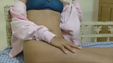 Snapshot of sexy_twishu chatting on 16, 10, 2025 Twishu online show from 16, 10, 2025