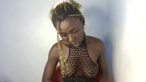 Snapshot of sexy_wet_lily chatting on 12, 9, 2025 lily online show from 12, 9, 2025