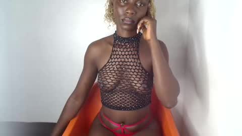 Snapshot of sexy_wet_lily chatting on 13, 9, 2025 lily online show from 13, 9, 2025