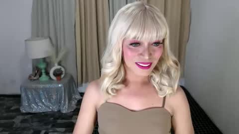 sexy_yllona online show from 13, 3, 2026