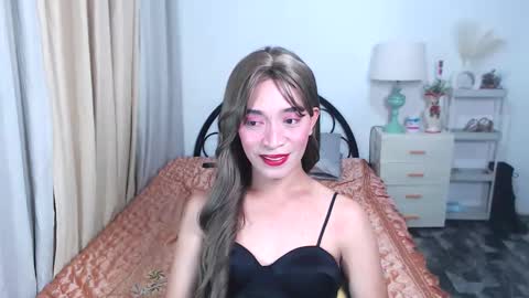 sexy_yllona online show from 3, 5, 2026