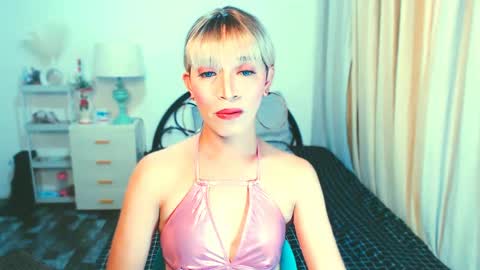 sexy_yllona online show from 7, 5, 2026