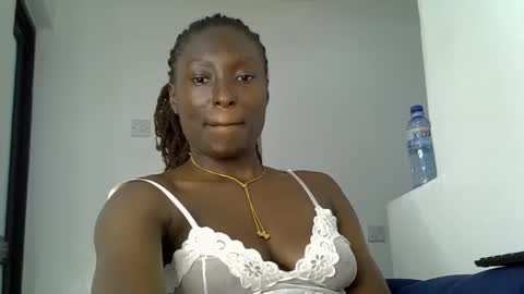 Snapshot of sexy_zola chatting on 28, 7, 2026 Im Zola online show from 28, 7, 2026