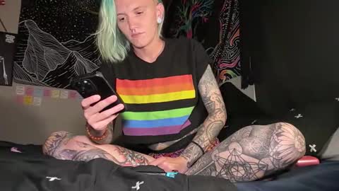 Snapshot of sexyaltftm chatting on 14, 5, 2026 Ollie online show from 14, 5, 2026