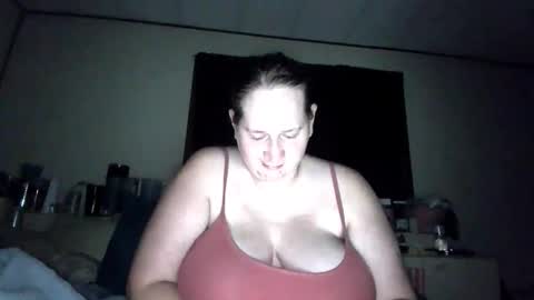 Snapshot of sexybitch9214 chatting on 9, 10, 2025 Etowngirl14 online show from 9, 10, 2025