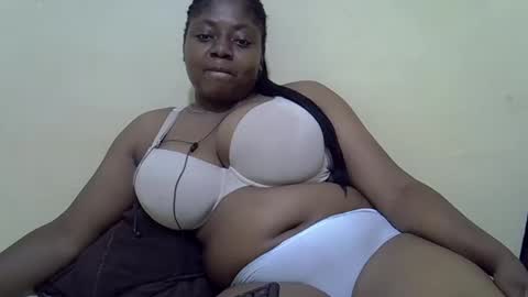 sexyboobies25 online show from 10, 3, 2025