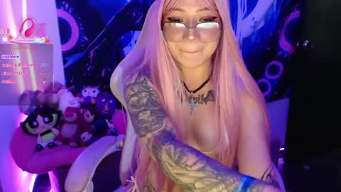 Snapshot of sexycarriie chatting on 7, 7, 2026 Carrie online show from 7, 7, 2026
