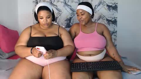 Snapshot of sexychill2000 chatting on 18, 4, 2026 SEXYCHILL online show from 18, 4, 2026