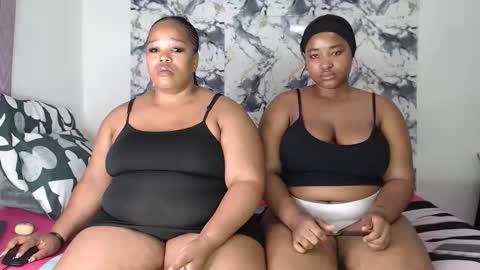 Snapshot of sexychill2000 chatting on 17, 5, 2026 SEXYCHILL online show from 17, 5, 2026