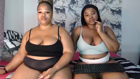 Snapshot of sexychill2000 chatting on 18, 5, 2026 SEXYCHILL online show from 18, 5, 2026