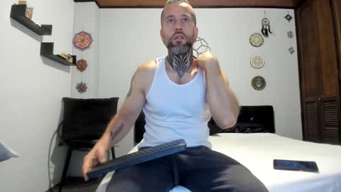 Antonioylola online show from 25, 2, 2026