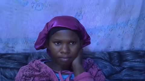 Snapshot of sexydoll002 chatting on 17, 10, 2025 sexydoll002 online show from 17, 10, 2025
