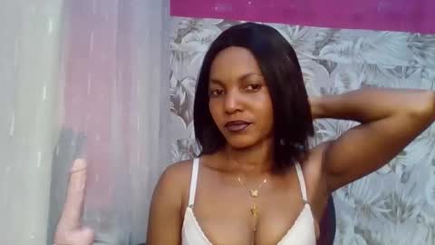 Snapshot of sexydoll32 chatting on 27, 4, 2026 sexydoll32 online show from 27, 4, 2026